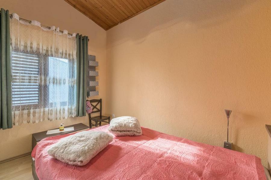 Apartment Lion Новиград Екстериор снимка