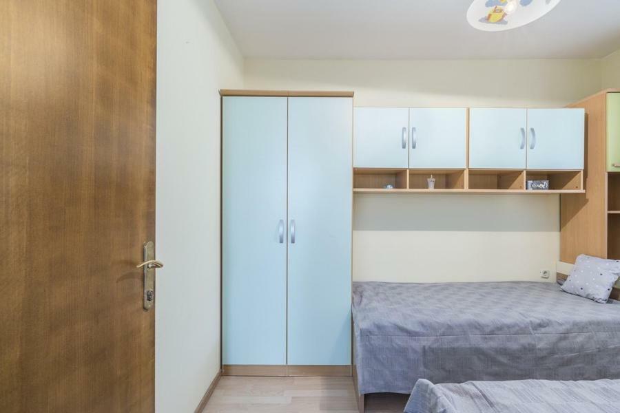 Apartment Lion Новиград Екстериор снимка